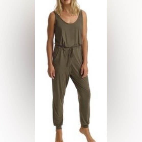 Commando butter tank lounge jumpsuit - Picture 1 of 9